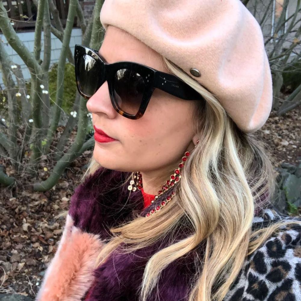 Meet your Posher, Jillian